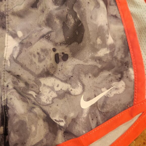 Nike Toddler Pink Gray Camo Athletic Shorts – Size 18M Athleisure - Picture 6 of 6